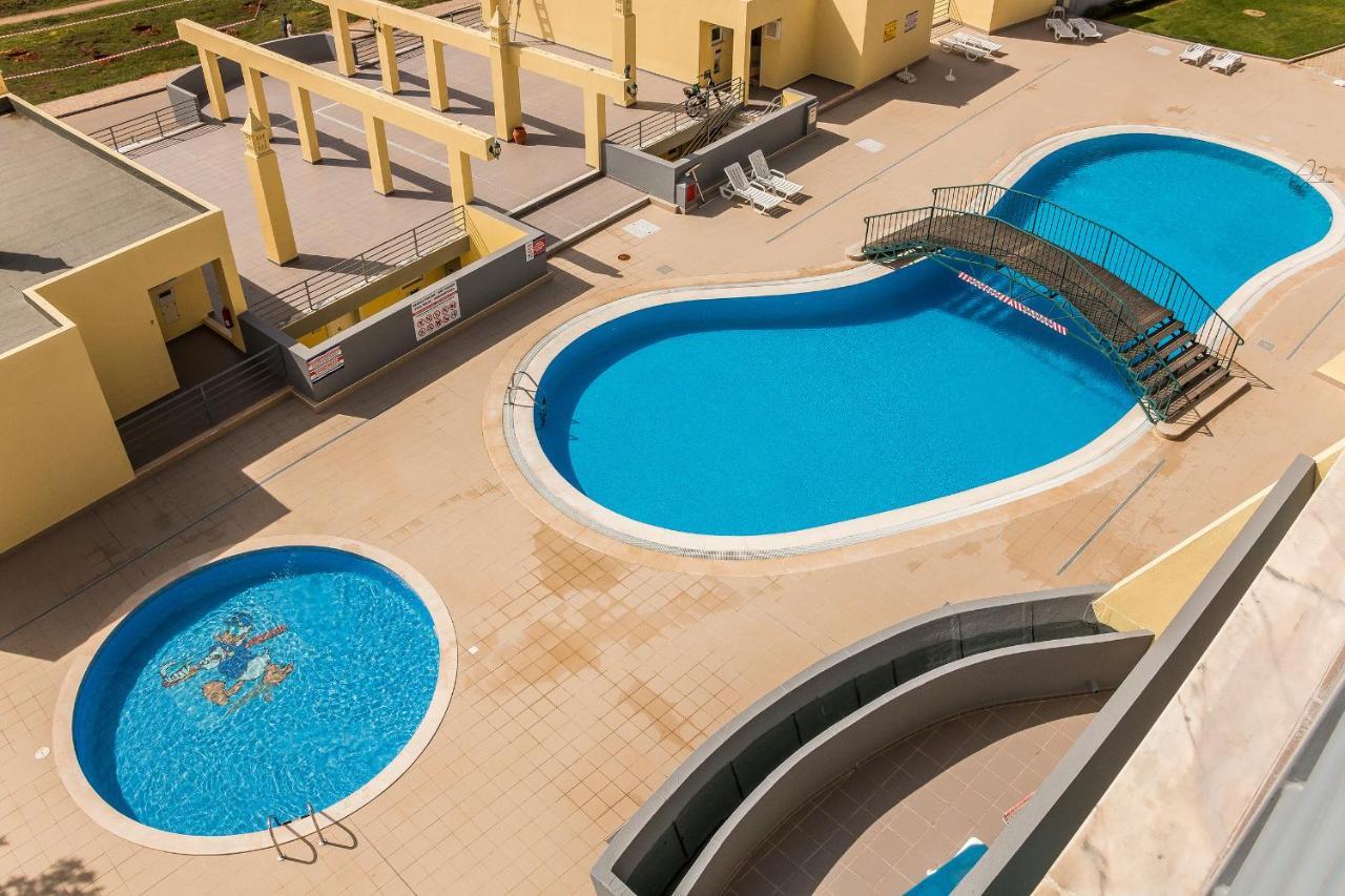 Frida's House In Meia Praia Beach Apartamento *